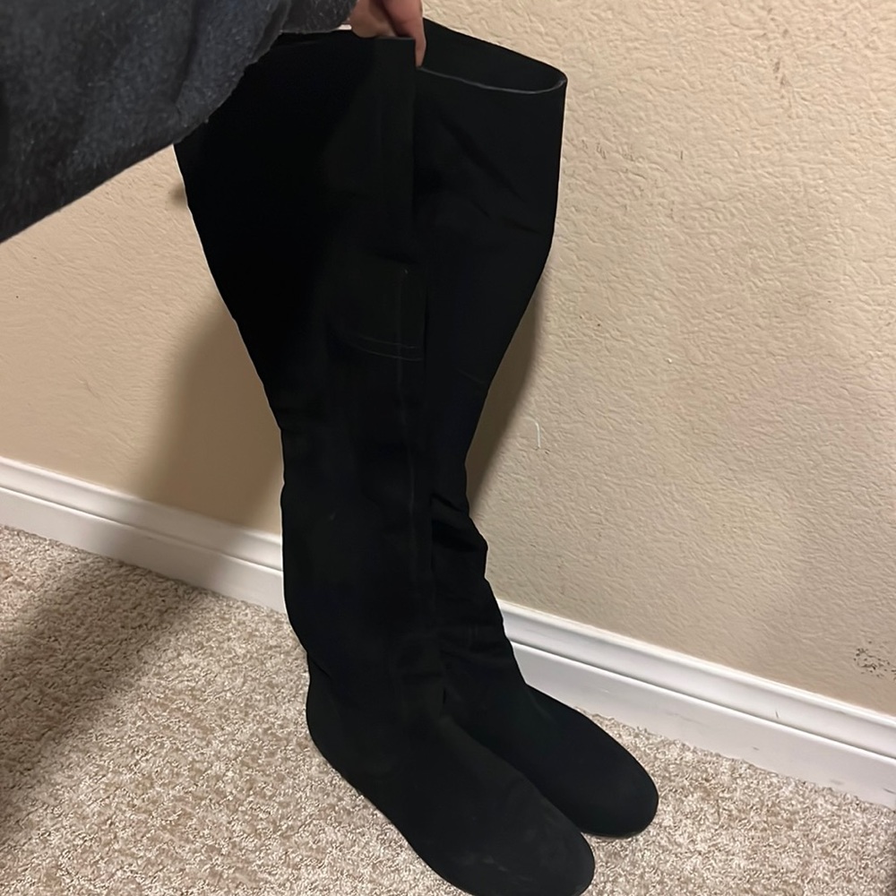 Chinese laundry black suede boots